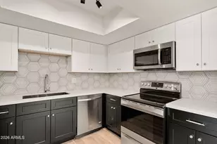 2808 N 61st St, Scottsdale, AZ 85257 - Photo 1