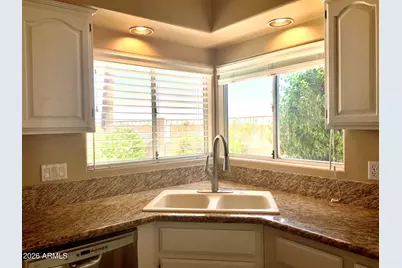 9023 N 107th Place, Scottsdale, AZ 85258 - Photo 8