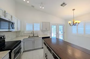 2824 W Angela Dr, Phoenix, AZ 85053 - Photo 22