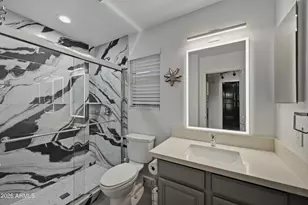 4626 E Adobe Dr, Phoenix, AZ 85050 - Photo 16
