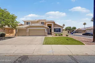 372 E Arabian Dr, Gilbert, AZ 85296 - Photo 1