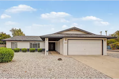 2801 E North Lane, Phoenix, AZ 85028 - Photo 1