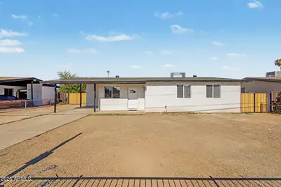 4137 N 75th Avenue, Phoenix, AZ 85033 - Photo 1