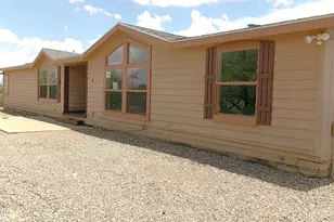 2738 N Calle Tercero, Huachuca City, AZ 85616 - Photo 1