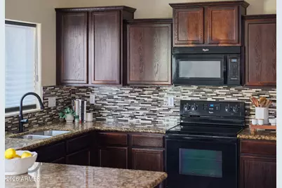 10225 W Camelback Road #42, Phoenix, AZ 85037 - Photo 8