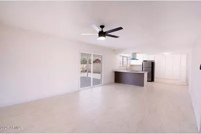 7728 W Cheery Lynn Road, Phoenix, AZ 85033 - Photo 10