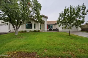 1091 S Crossroads Dr, Gilbert, AZ 85296 - Photo 1
