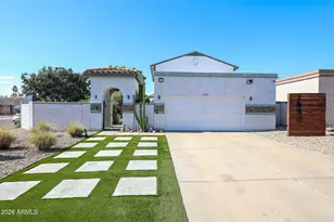 1502 E Wescott Dr, Phoenix, AZ 85024 - Photo 1