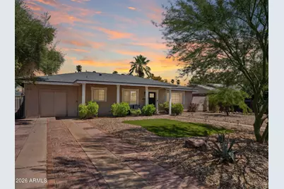 404 E Palm Street, Litchfield Park, AZ 85340 - Photo 1