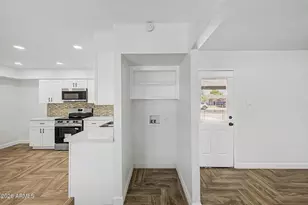 6521 W Turney Ave, Phoenix, AZ 85033 - Photo 38