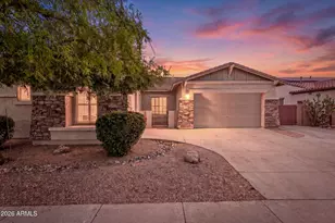 662 E Torrey Pines Pl, Chandler, AZ 85249 - Photo 2