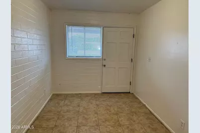 102 S Pomeroy Street, Mesa, AZ 85210 - Photo 2