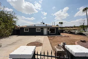 2621 W Avalon Dr, Phoenix, AZ 85017 - Photo 1