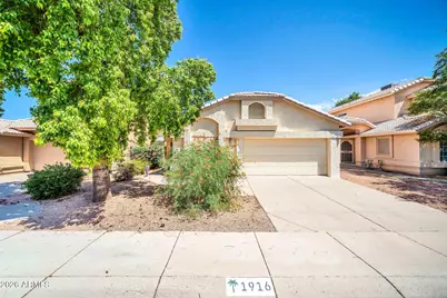 1916 E Fellars Drive, Phoenix, AZ 85022 - Photo 1