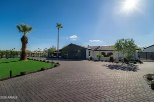 13018 N 70th St, Scottsdale, AZ 85254 - Photo 1