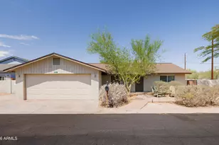 8044 N 15th St, Phoenix, AZ 85020 - Photo 1