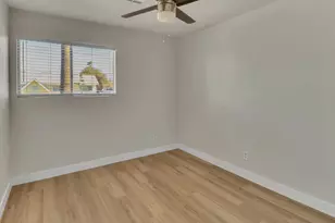 6014 W Avalon Dr, Phoenix, AZ 85033 - Photo 22