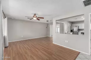 10216 N 110th Ave, Sun City, AZ 85351 - Photo 6