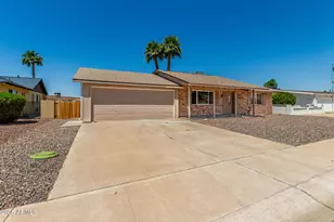 10216 N 110th Ave, Sun City, AZ 85351 - Photo 2