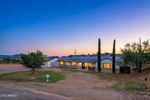 985 E Saguaro Dr, Globe, AZ 85501 - Photo 1