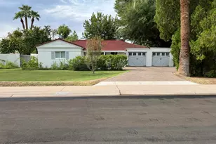 807 W Solano Dr, Phoenix, AZ 85013 - Photo 1