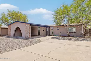2437 E Marmora St, Phoenix, AZ 85032 - Photo 1