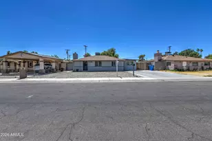 3530 N 63rd Dr, Phoenix, AZ 85033 - Photo 1