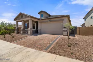 21816 N 59th St, Phoenix, AZ 85054 - Photo 1