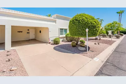 7806 E Bonnie Rose Avenue, Scottsdale, AZ 85250 - Photo 1