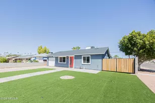1346 E Almeria Rd, Phoenix, AZ 85006 - Photo 1