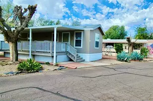 550 Palm Dr, Wickenburg, AZ 85390 - Photo 2