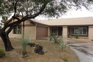2706 E Sylvia St, Phoenix, AZ 85032 - Photo 1