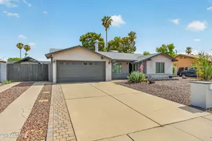 2032 W Meadow Dr, Phoenix, AZ 85023 - Photo 1