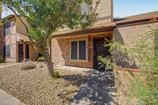 8111 W Wacker Rd, Peoria, AZ 85381 - Photo 1