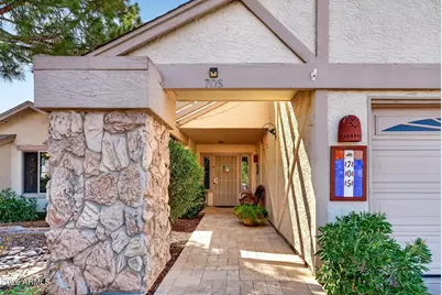 705 W Alamo Drive, Chandler, AZ 85225 - Photo 1