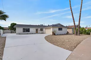 8631 E Sage Dr, Scottsdale, AZ 85250 - Photo 8