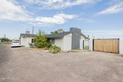 2802 N 36th Street #4, Phoenix, AZ 85008 - Photo 1