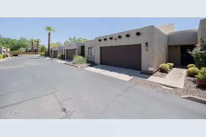 4226 N 22nd Street #9, Phoenix, AZ 85016 - Photo 1