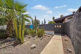 2727 E Montecito Ave, Phoenix, AZ 85016 - Photo 1
