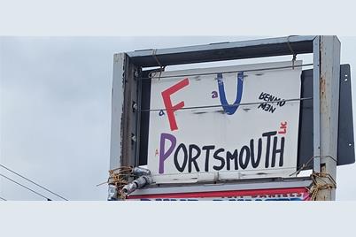 1074 East Main Road, Portsmouth, RI 02871 - Photo 1