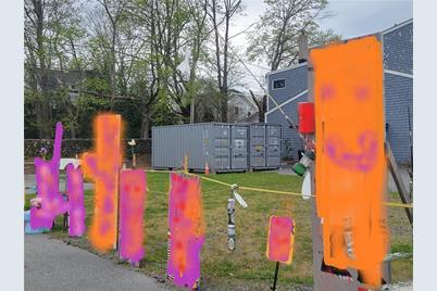 1074 East Main Road, Portsmouth, RI 02871 - Photo 16