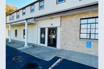 286 Maple Avenue, Barrington, RI 02806 - Photo 2