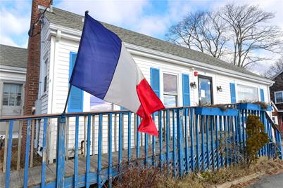 72 East Main Road, Middletown, RI 02842 - Photo 14