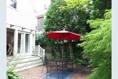 22 Dixon Street, Newport, RI 02840 - Photo 20