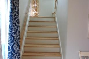 22 Dixon St, Newport, RI 02840 - Photo 14