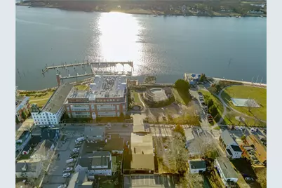 382 Thames Street, Bristol, RI 02809 - Photo 28