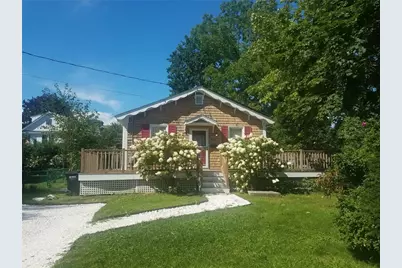 8 Katzman Place, Newport, RI 02840 - Photo 1