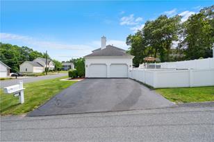 375 Congress St, Woonsocket, RI 02895 - Photo 4