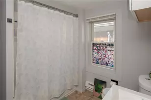 130 Spring St, Newport, RI 02840 - Photo 36