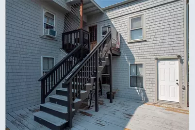 130 Spring Street, Newport, RI 02840 - Photo 14